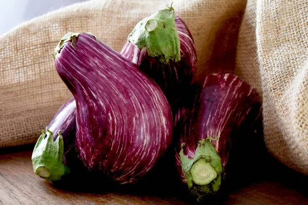 Verduras Orgánicas Frescas Mesa Madera —  Fotos de Stock