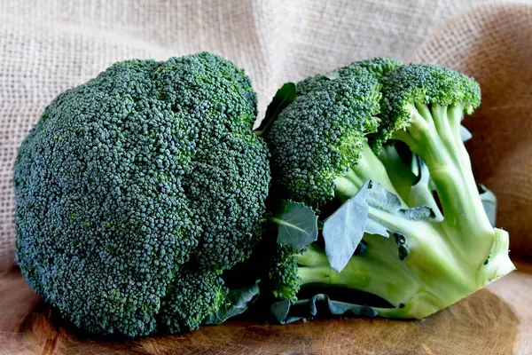 Fresh Broccoli Wooden Table — Stock Photo, Image