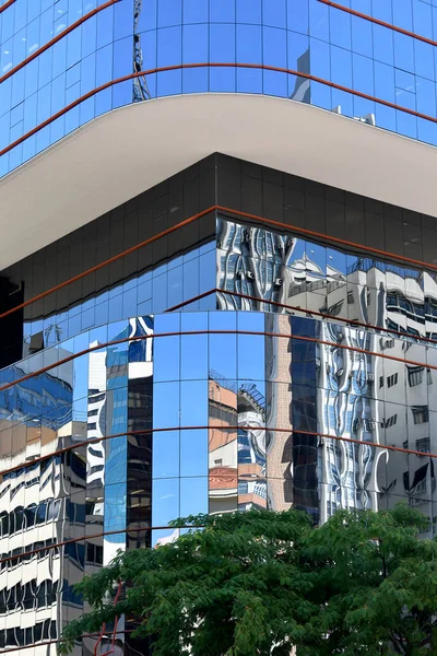 Скляний Фасад Сучасної Будівлі — стокове фото