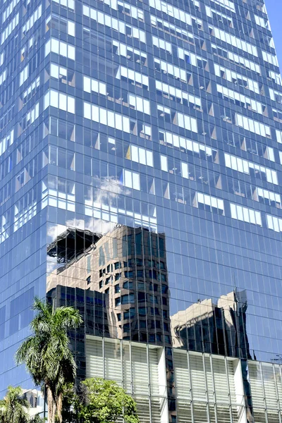 Immeuble Bureaux Moderne Avec Fenêtres Verre — Photo
