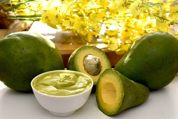 Avocadosauce Glas — Stockfoto