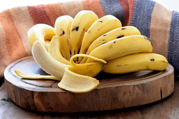 Monte Bananas Fundo Madeira — Fotografia de Stock