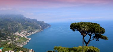 Kıyı şeridi Ravello, Amalfi coast, İtalya