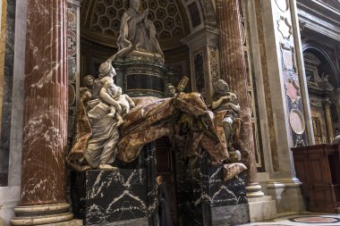 Aziz Peter, Vatikan, Vatikan Bazilikası