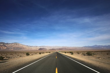 yol çizgileri Ölüm Vadisi, Kaliforniya, ABD