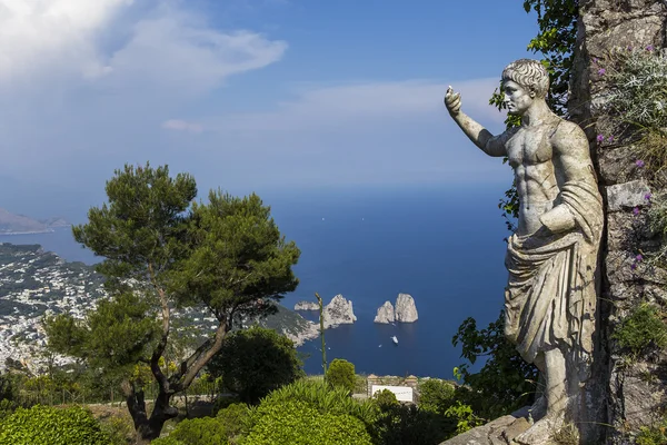 Coastline of Capri island, Capri, Italy — Stock Photo, Image