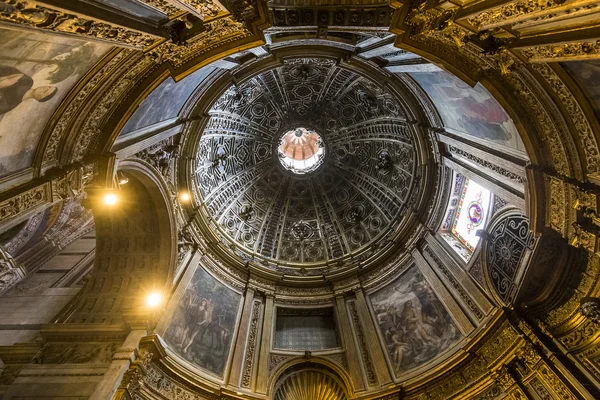 Interiors and details of Siena cathedral, Siena, Italy — Stock Photo, Image