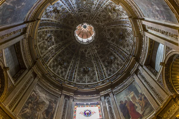 Interiors and details of Siena cathedral, Siena, Italy — Stock Photo, Image