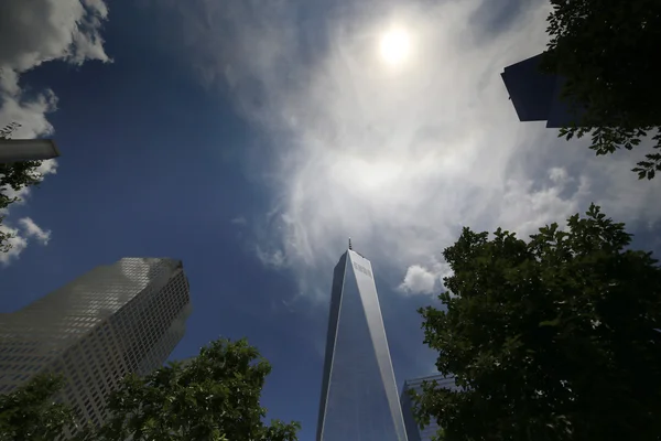 Una torre del World Trade Center, en la Zona Cero, Manhattan, Nueva York, Estados Unidos — Foto de Stock