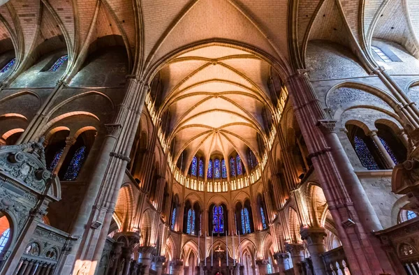 Reims France September 2015 Interiors Architectural Details Saint Remi Basilica — стоковое фото