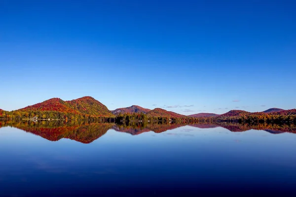 Άποψη Του Lac Superieur Στο Laurentides Mont Tremblant Quebec Καναδάς — Φωτογραφία Αρχείου