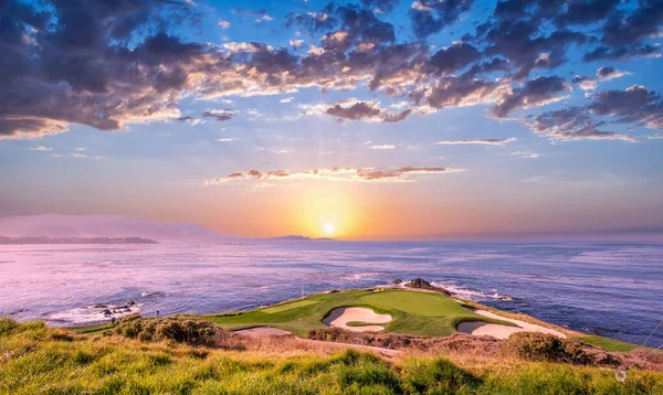 Uma Vista Campo Golfe Pebble Beach Hole Monterey Califórnia Eua — Fotografia de Stock