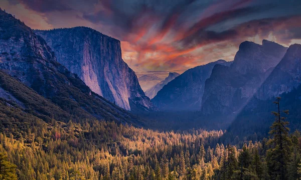 World Famous Rock Climbing Wall Capitan Yosemite National Park California — Stock Photo, Image