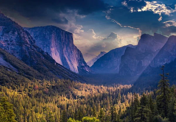 World Famous Rock Climbing Wall Capitan Yosemite National Park California — Stock Photo, Image