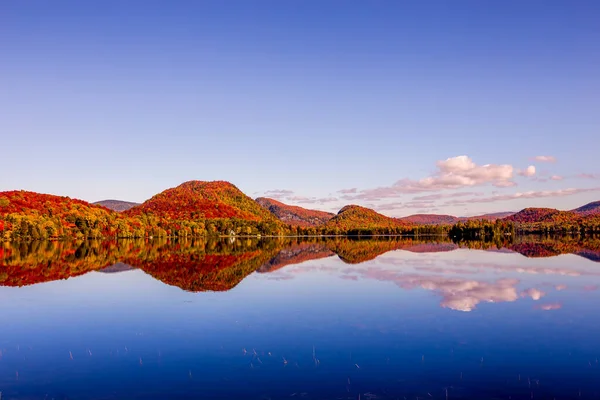 Laurentides Teki Lac Superieur Manzarası Mont Tremblant Quebec Kanada — Stok fotoğraf