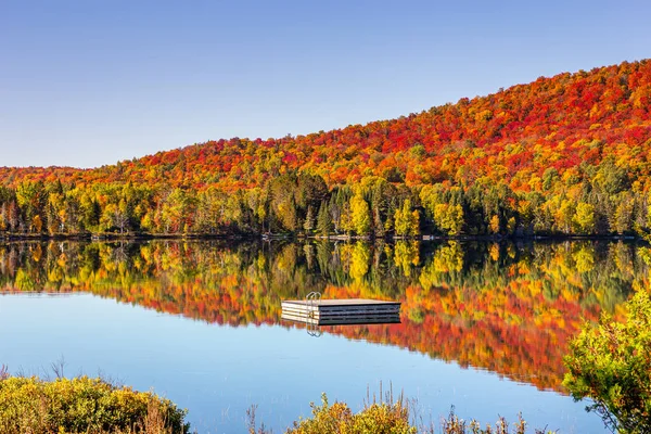 Vista Del Lac Superieur Laurentides Mont Tremblant Quebec Canadá — Foto de Stock