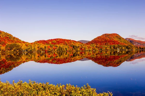 Uitzicht Het Lac Superieur Laurentides Mont Tremblant Quebec Canada — Stockfoto