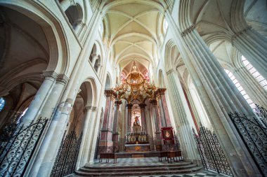 FECAMP, FRANCE, AĞUSTOS 02 İç İşleri ve Abbatiale de la Trinite, Fecamp, Normandiya, Fransa 'nın mimari detayları. Ağustos 02, 2013 Fecamp, Fransa