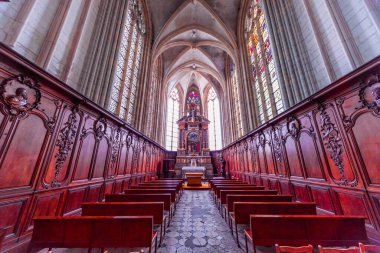 FECAMP, FRANCE, AĞUSTOS 02 İç İşleri ve Abbatiale de la Trinite, Fecamp, Normandiya, Fransa 'nın mimari detayları. Ağustos 02, 2013 Fecamp, Fransa
