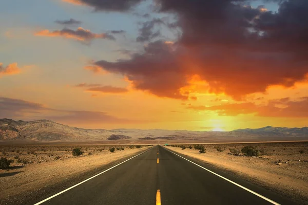 Linhas Rodoviárias Deserto Vale Morte Califórnia Eua — Fotografia de Stock