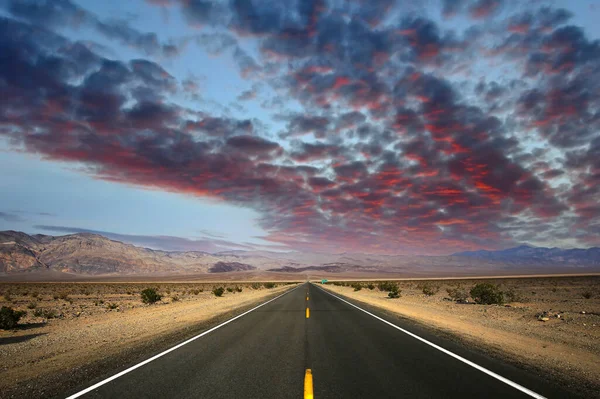 Líneas Carreteras Desierto Del Valle Muerte California — Foto de Stock