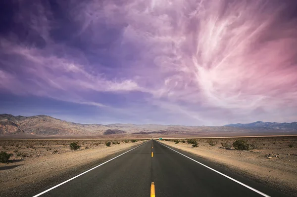 Líneas Carreteras Desierto Del Valle Muerte California — Foto de Stock