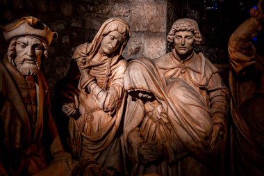 REIMS, FRANCE, SEPTEMBER 14, 2015: Saint-Remi bazilikasının iç ve mimari detayları, 14 Eylül 2015, Reims, Champagne, France.