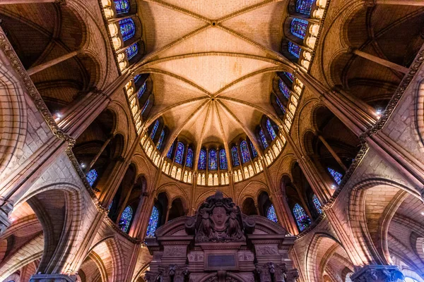 Reims Frankrike September 2015 Interiörer Och Arkitektoniska Detaljer Saint Remi — Stockfoto