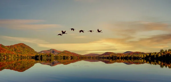 Vista Del Lac Superieur Laurentides Mont Tremblant Quebec Canadá — Foto de Stock