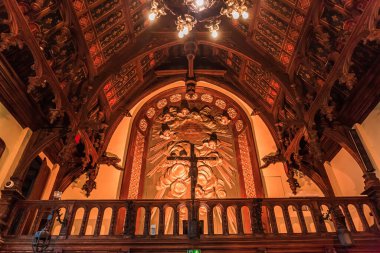 FECAMP, FRANCE AĞUSTOS 01: Palais de la Benedictine, Fecamp, Normandiya, Fransa 'nın iç mimari ve mimari detayları. AĞUSTOS 01, 2013 Fecamp, Fransa