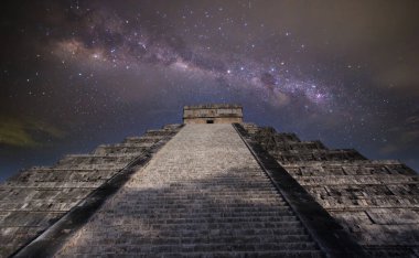 Chichen Itza 'daki Maya Piramidi Yucatan, Meksika 