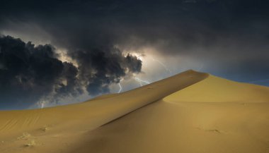 Sossusvlei 'nin kumulları, Namib çölünde bulutlar ve gökyüzü, Afrika