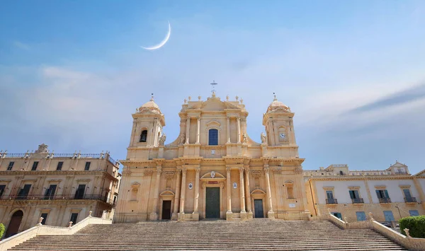 Noto Sicilie Italië Juni 2018 Buitenkant Van Basiliek Duomo Kerk — Stockfoto