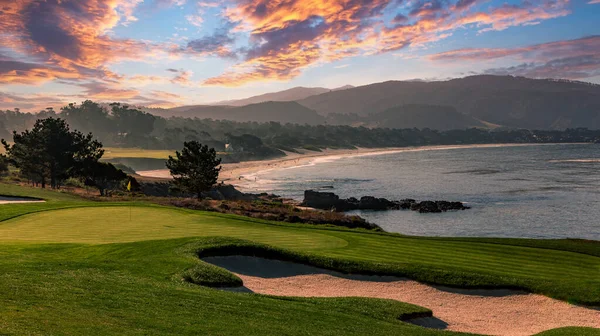 Uma Vista Campo Golfe Pebble Beach Hole Monterey Califórnia Eua — Fotografia de Stock