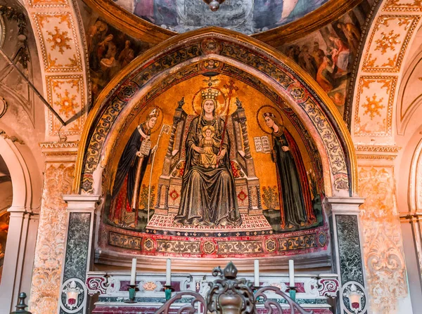 Naples Itálie Května 2014 Interiéry Detaily Duoma Neapolské Katedrály Postavené — Stock fotografie
