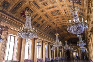 COMPIEGNE, FRANCE, 13 AĞUSTOS 2016: Compiegne Şatosu, 13 Ağustos 2016 Compiegne, Fransa