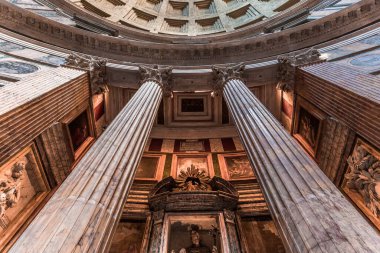 ROME, ITALY, 14 Haziran 2015: Pantheon 'un iç ve mimari detayları, 14 Haziran 2015, Roma, İtalya