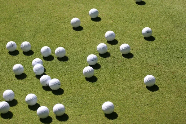 Golf Balls Green — Photo