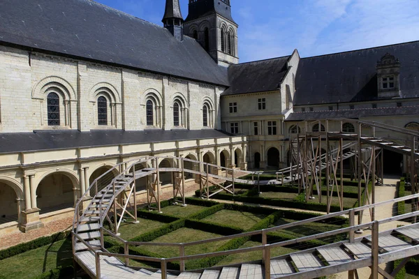 Fontevraud Francja Kwiecień 2012 Szczegóły Architektoniczne Opactwa Fontevraud Zbudowanego Latach — Zdjęcie stockowe