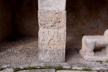 CHICHEN ITZA, YUCATAN, MEXICO, 15 Aralık 2011: Maya tapınakları Chichen Itza, Yucatan, Meksika