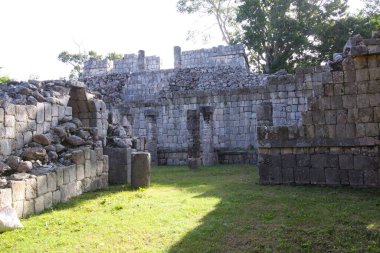 CHICHEN ITZA, YUCATAN, MEXICO, 15 Aralık 2011: Maya tapınakları Chichen Itza, Yucatan, Meksika