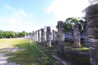 CHICHEN ITZA, YUCATAN, MEXICO, 15 Aralık 2011: Maya tapınakları Chichen Itza, Yucatan, Meksika