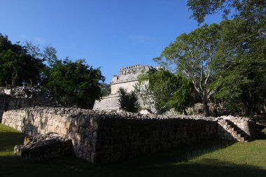 CHICHEN ITZA, YUCATAN, MEXICO, 15 Aralık 2011: Maya tapınakları Chichen Itza, Yucatan, Meksika
