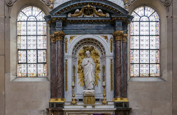 Paris France March 2014年3月15日 法国巴黎圣保罗圣路易斯教堂的内部和建筑细节 — 图库照片