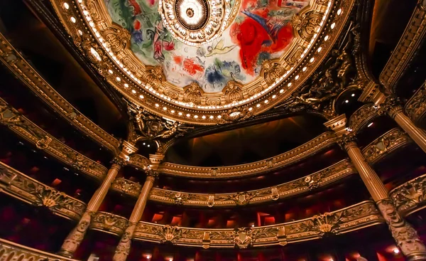 O Palais Garnier, Opera de Paris, interiores e detalhes — Fotografia de Stock