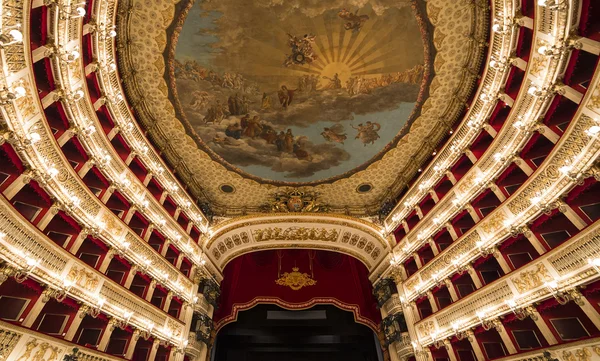 Teatro San Carlo, Napoli opera house, İtalya