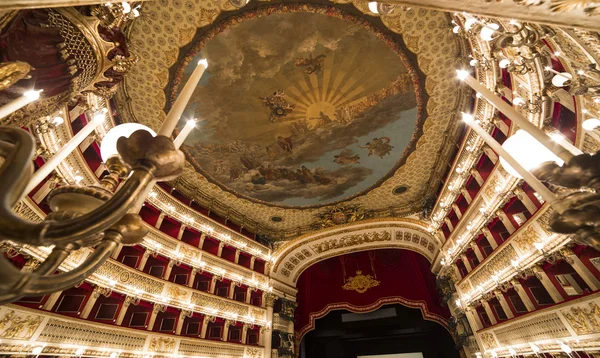 San Carlo Tiyatrosu, Napoli opera house, İtalya — Stok fotoğraf