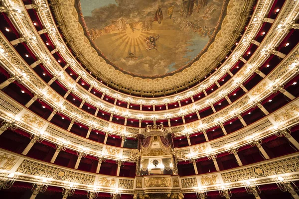 San Carlo Theatre, Nápoles casa de ópera, Itália — Fotografia de Stock