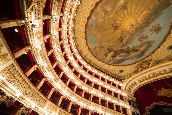 San Carlo Theatre, Nápoles casa de ópera, Itália — Fotografia de Stock