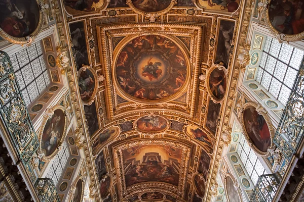 Capela da trindade no castelo de Fontainebleau — Fotografia de Stock